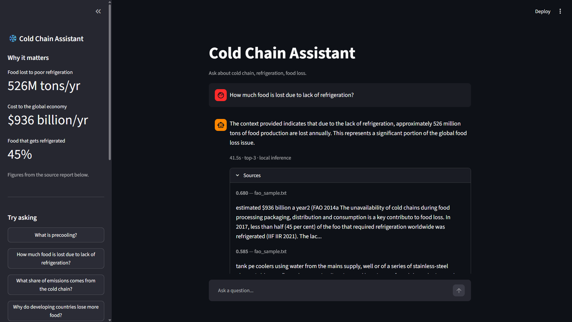 Cold Chain Assistant arayüzü: soru-cevap ve kaynak pasajları benzerlik skorlarıyla